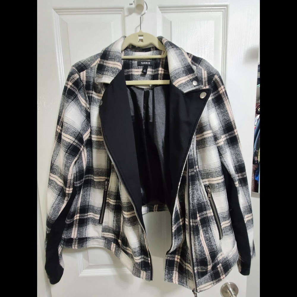 Torrid Plaid Jacket NWOT 2x